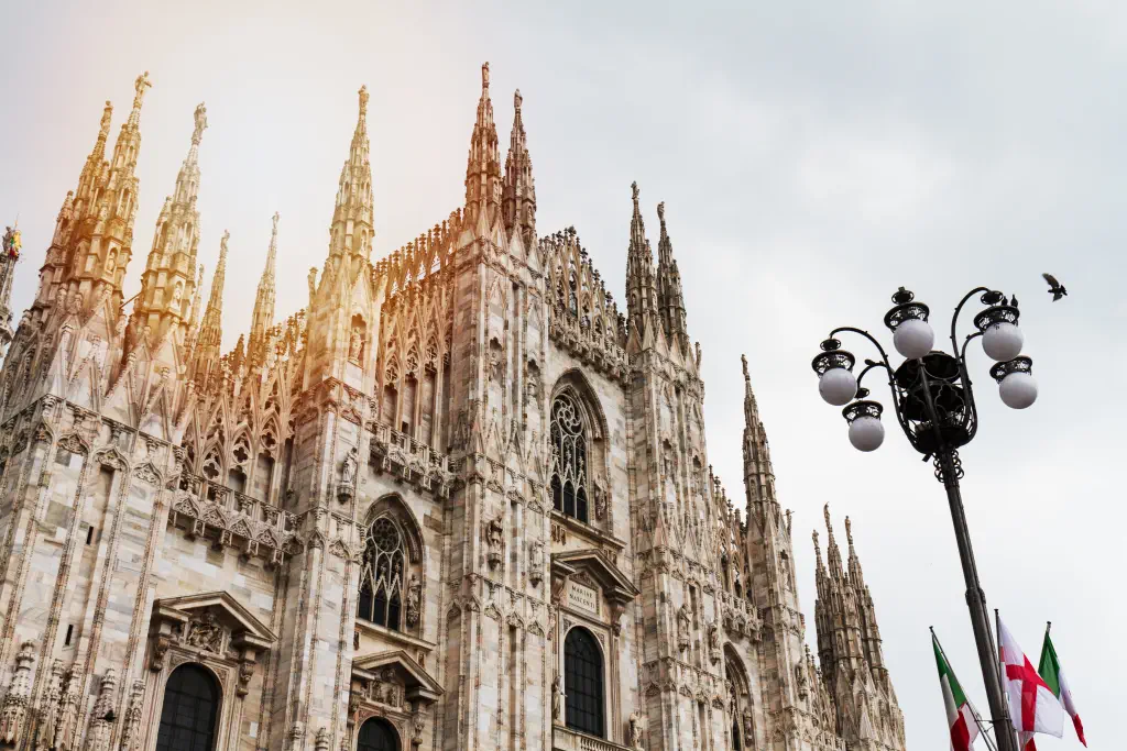 visiting Duomo and Castello Sforzesco